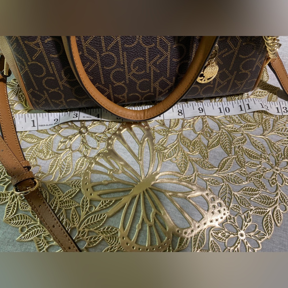❤️🥰❤️Calvin Klein Brown & Gold Monogram Shoulder Crossbody Purse W/ CK Charms - Picture 11 of 14